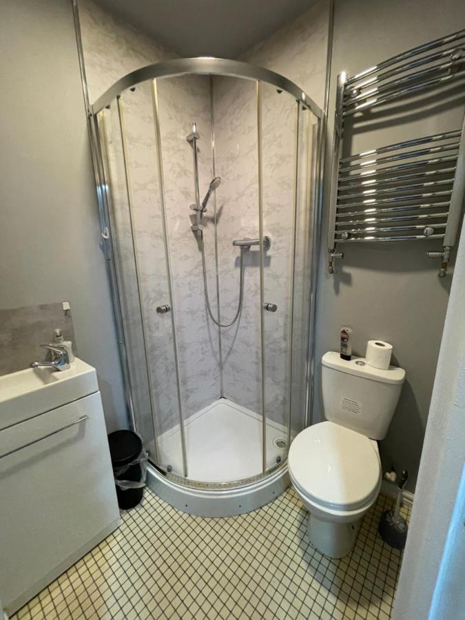 Luton Short Term Lets - Cardiff Road